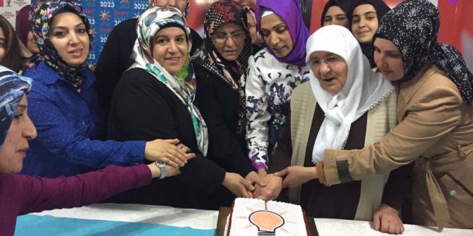 Ak Partili Kadınlar Mevlit Okuttu