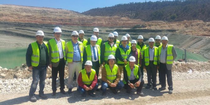 Altın Madeni İşçileri, Emet Bor İşletmesinde