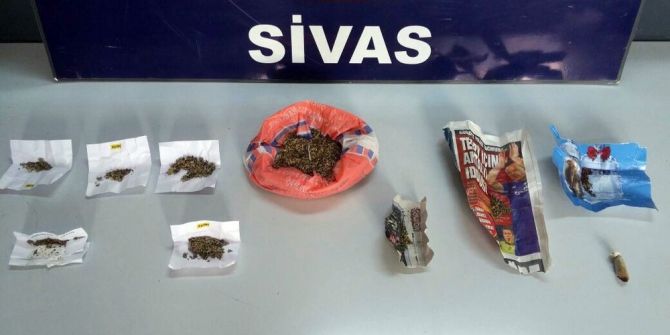 Sivas’ta Uyuşturucu Operasyonunda 3 Tutuklama