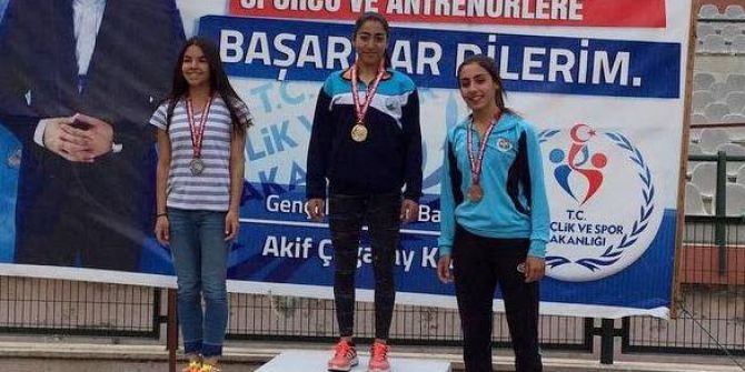 Osmangazili Atletler Başarıya Doymuyor