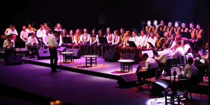 Gaün’de Şehitleri Anma Gecesi Düzenlendi