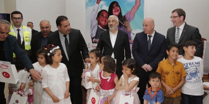 Tika Irak’ta Yetimlerle Beraber