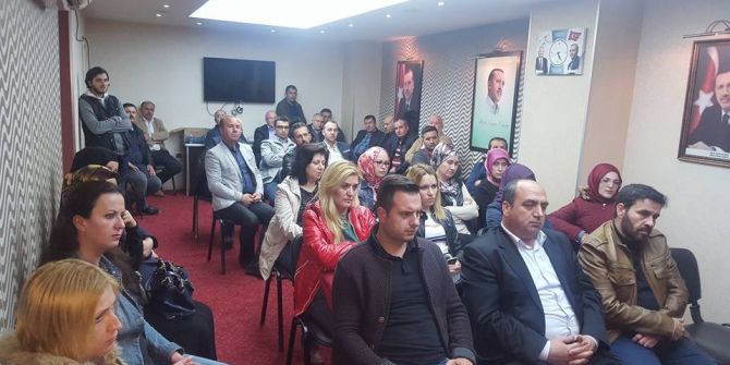 Ak Parti Bilecik İl Ve Merkez İlçe Yöneticileri Referandum Sonrası İlk Kez Toplandı