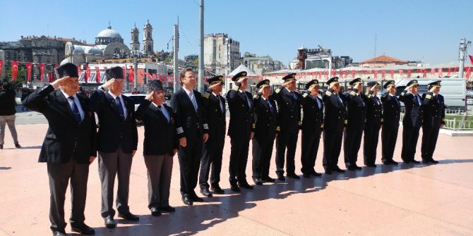 Dünya Pilotlar Günü Taksim’de Kutlandı