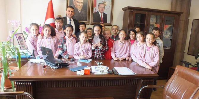Aslanapa Ortaokuluna Ödül