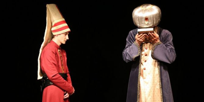 Ko-mek Kursiyerlerinden Ücretsiz Tirat Gecesi