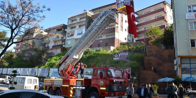 Alaplı Belediyesi 28 Merdivenli İtfaiye Aracı Aldı