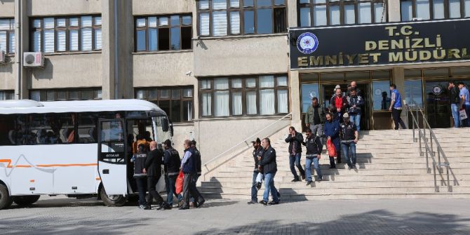 Silahla Para Tahsili Yapan Çete Çökertildi