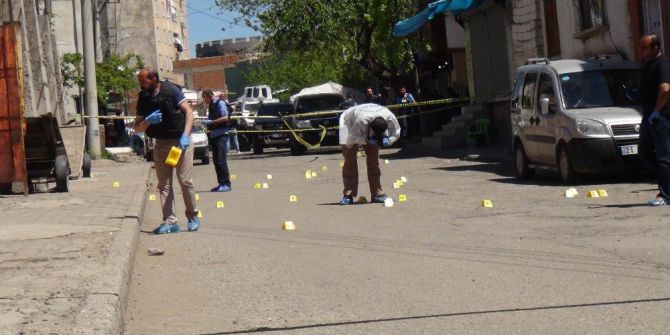 Önce Barıştılar, Sonra Çatıştılar