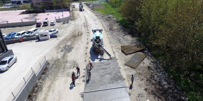 Zafer Caddesi Betonla Kaplanıyor