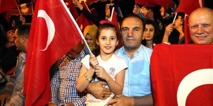 Amasya Valisi Işık’tan Anlamlı Bağış