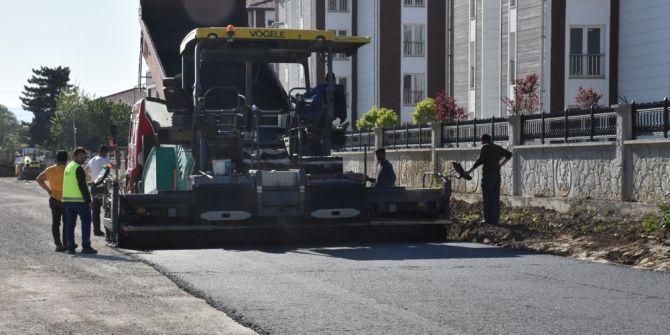 Cemikebir Mahallesindeki Çevre Yolları Asfaltlanıyor