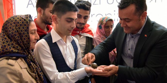 Antalya’da Asker Adaylarına Kınaları Yakıldı