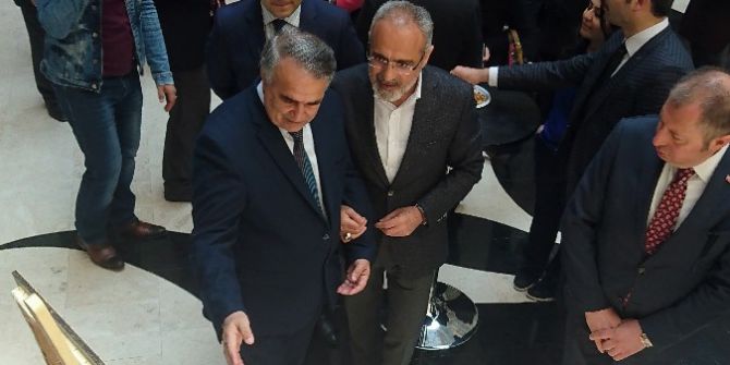 Reis Resulzade’nin Resim Sergisi Ankara’da Açıldı