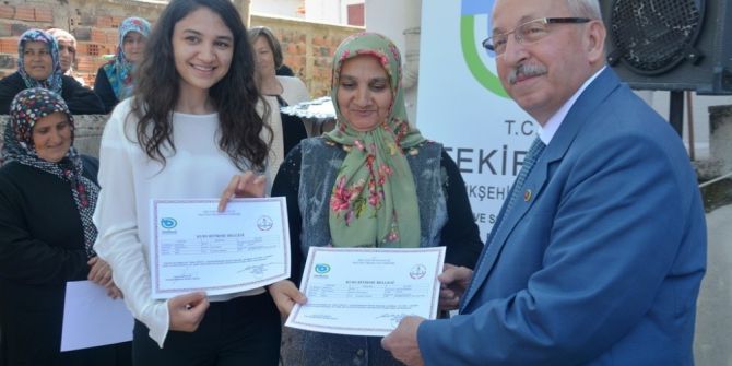 Temek ’Elde Kurdele İşi Kursu Yıl Sonu Kapanış Sergisi’