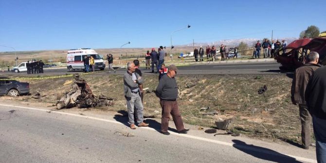 Sarıoğlan’da Trafik Kazası: 1 Ölü, 1 Yaralı