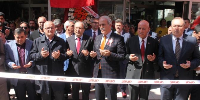 Onur Market’ten Yatırım Seferberliği