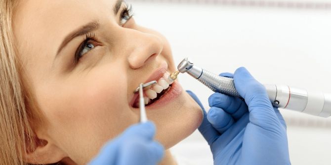 Dt. Sevda Öztürk “Sık Diş Beyazlatma Dişte Kararma Ve Doku Kaybı Yapar”