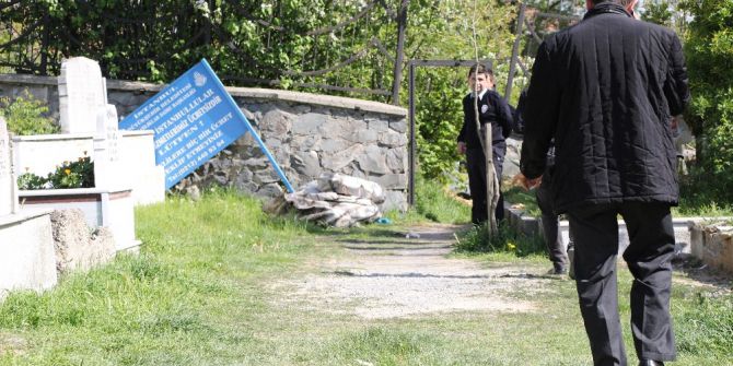 Sultangazi Eski Habibler Mezarlığında Çuval İçinde Ceset Bulundu