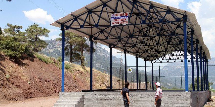 Büyükşehir Belediyesi Destek Veriyor, Çiftçinin Yüzü Gülüyor