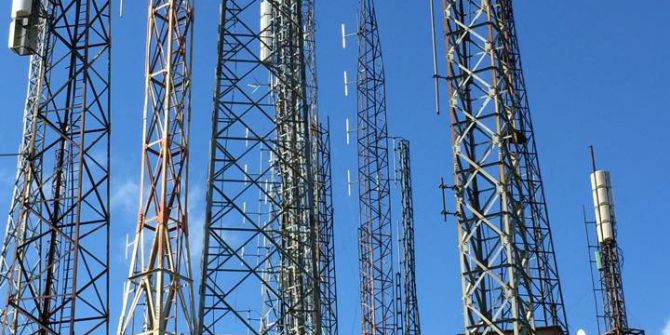 Radyo Canlı Yayınında Akıl Almaz Dolandırıcılık