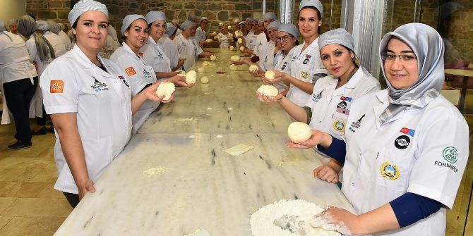 İzmir’de İş Garantili Pastacılık Kursu