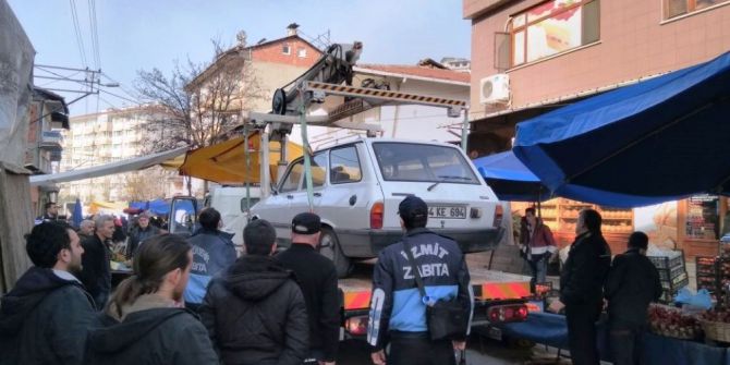 Zabıtadan Pazar Yerine Araç Bırakmayın Uyarısı