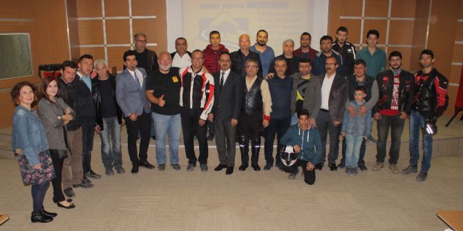 Motosiklette Güvenilir Sürüş Teknikleri Anlatıldı