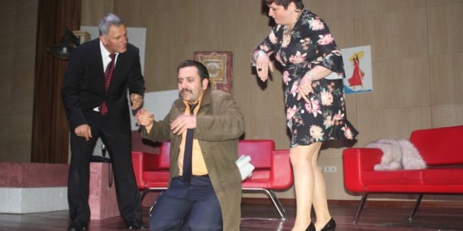 Aü’de “Her Hırsız Haydut Değildir” Oyunu