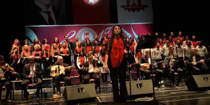 Türk Sanat Müziği Topluluklarından Muhteşem Konser