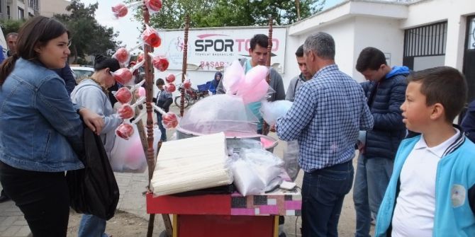 30 Yıldır Pamuk Şeker Yapıyor