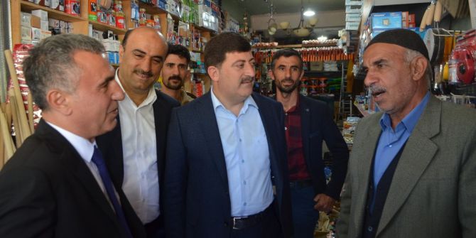 Ak Parti Teşekkür Ziyaretlerini Sürdürüyor