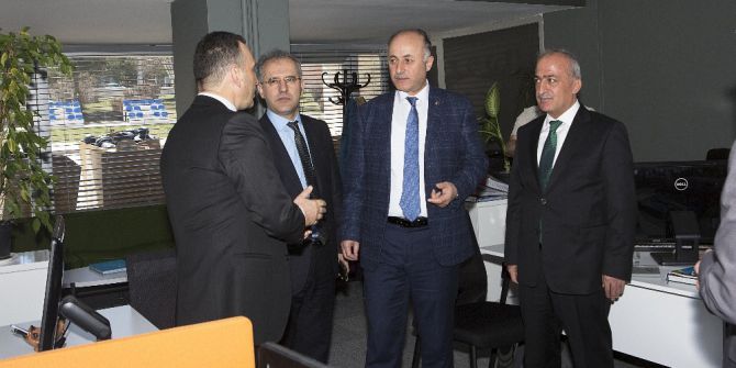 Vali Azizoğlu, Atatürk Üniversitesinin Çalışmalarını Yerinde İnceledi