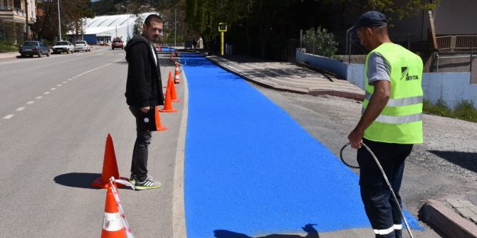 Dursunbey Belediyesi Bisiklet Yolları Çalışmasını Başlattı