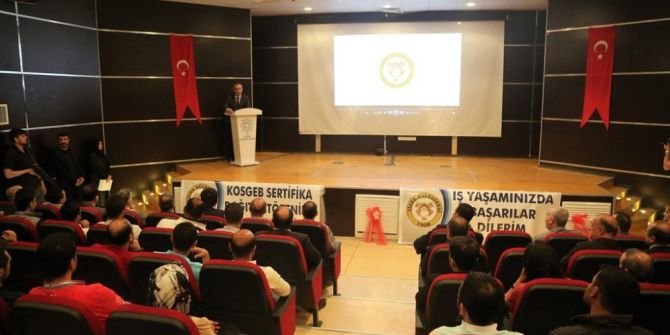Cizre’de Eğitimlerini Tamamlayan Girişimciler Sertifikalarını Aldı