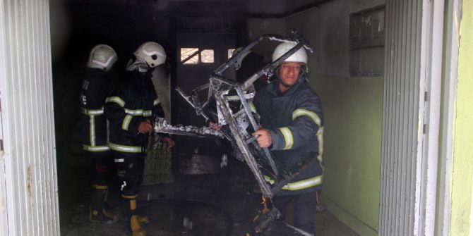 Şanlıurfa’da Kibritle Oynayan Çocuklar Bodrumu Yaktı