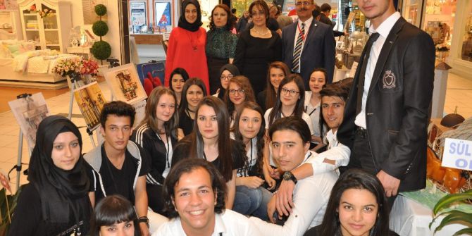 Türk-islam Eserleri Minyatür Sergisi