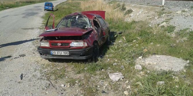 Denizli’de Kontrolden Çıkan Otomobil Takla Attı: 1 Ölü, 2 Yaralı