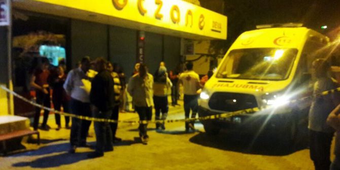 Esnaf Evinin Önünde Vurularak Öldürüldü