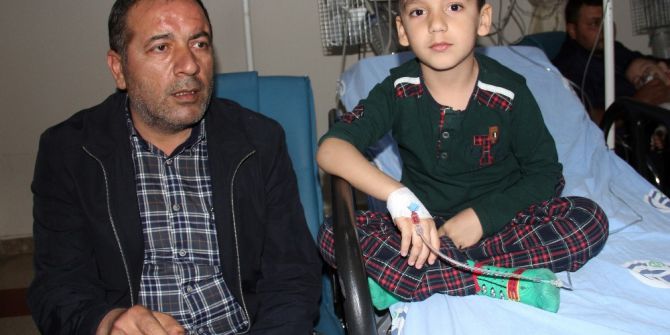 7 Yaşındaki Çocuk Oyuncağının Pilini Yuttu