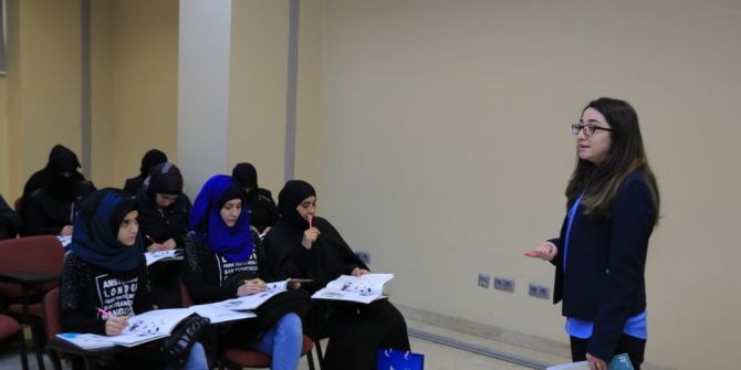 Küçükçekmece’de Yabancı Misafirlere Türkçe Kursu