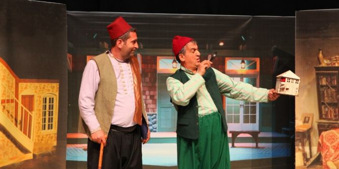 ’Bizim Konak’ Oyunu Tiyatro Severlerle Buluştu