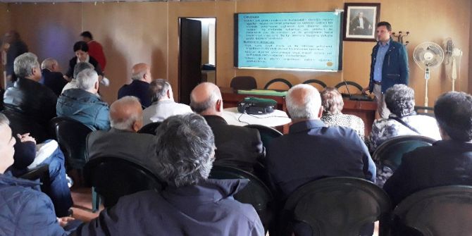 Belediyeden Yahya Kaptan’da Budama Eğitimi