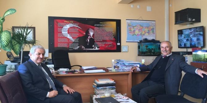 Turizm Müdürü 40 Yılık Arkadaşını Ziyaret Etti