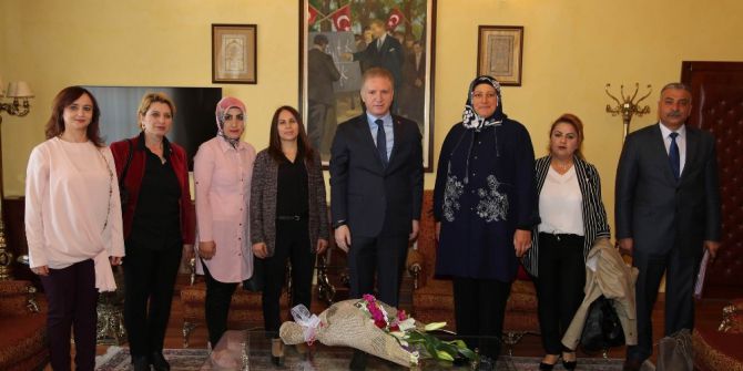 Şarkışla Kızılay Yönetiminden Vali Gül’e Ziyaret