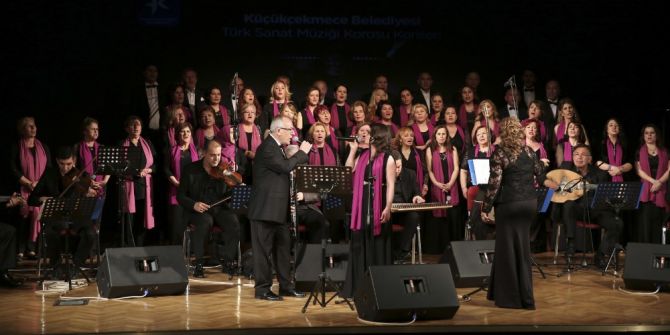 Ayşe Sağyaşar’dan Muhteşem Konser