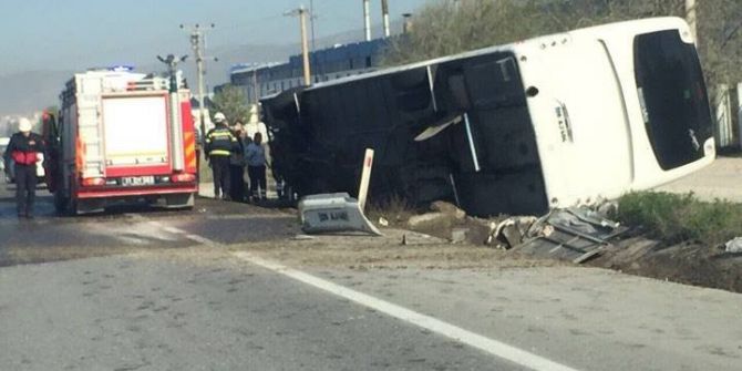 Yolcu Otobüsü Devrildi, 1 Yaralı