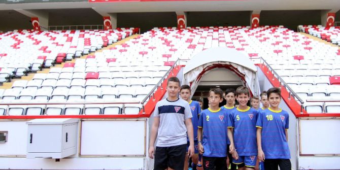 Lise Öğrencileri Antalya Stadyumu’nda