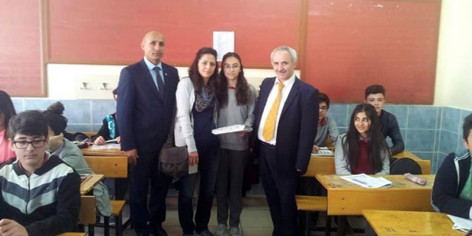 Sorgun’da Şiir, Kompozisyon Ve Resim Yarışması Düzenledi