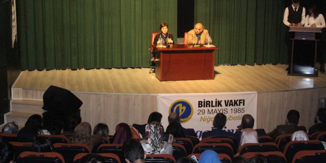 Birlik Vakfı Öğrencileri, Nevin Şahin Ve Rahmi Dilligil İle Buluşturdu